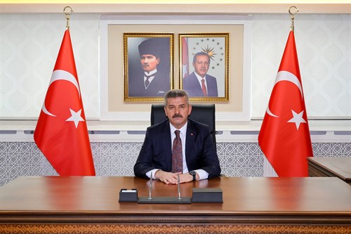 Valimiz Sayın Dr. Turan Ergün’ün  1 Mayıs Emek ve Dayanışma Günü Mesajı